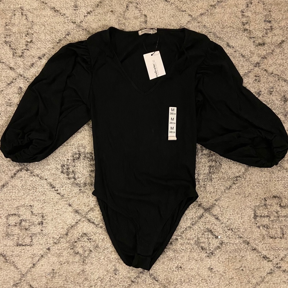 Puff sleeve body suit